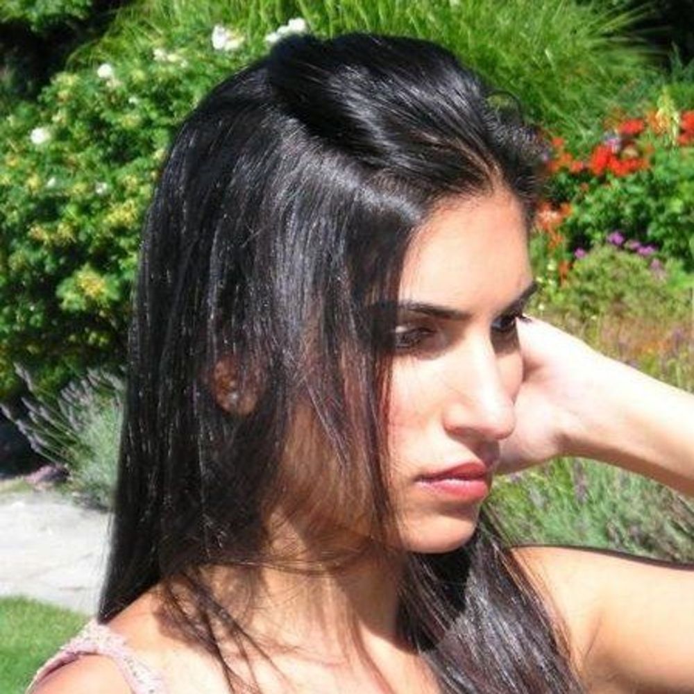 Meet your Posher, Dimple